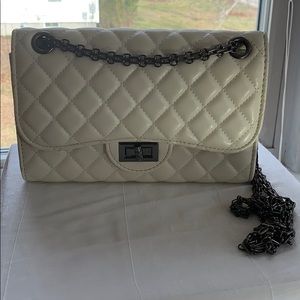 Quilted Bag with Chain Strap